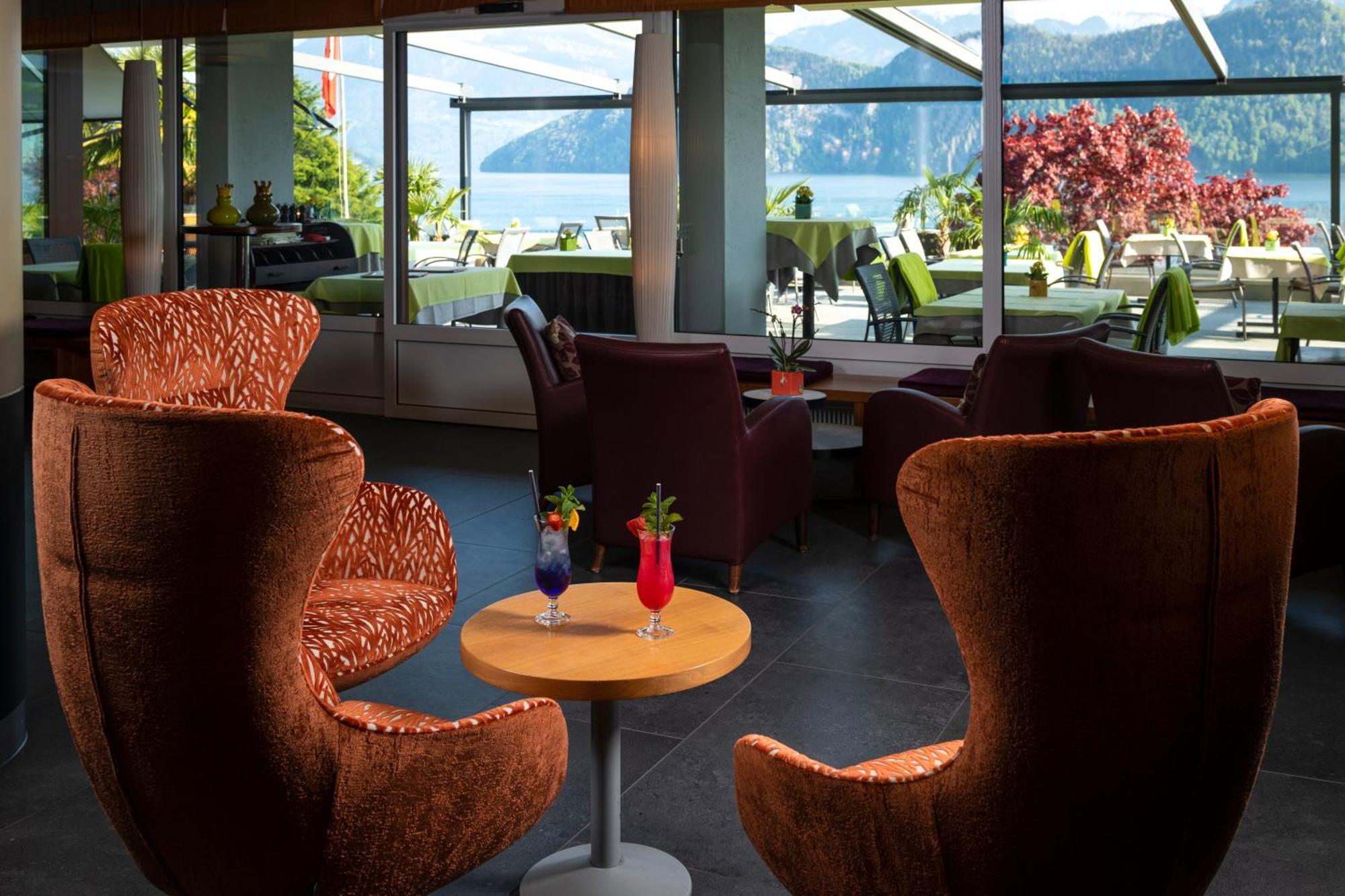Hotel Alexander เวกกิส ภายนอก รูปภาพ