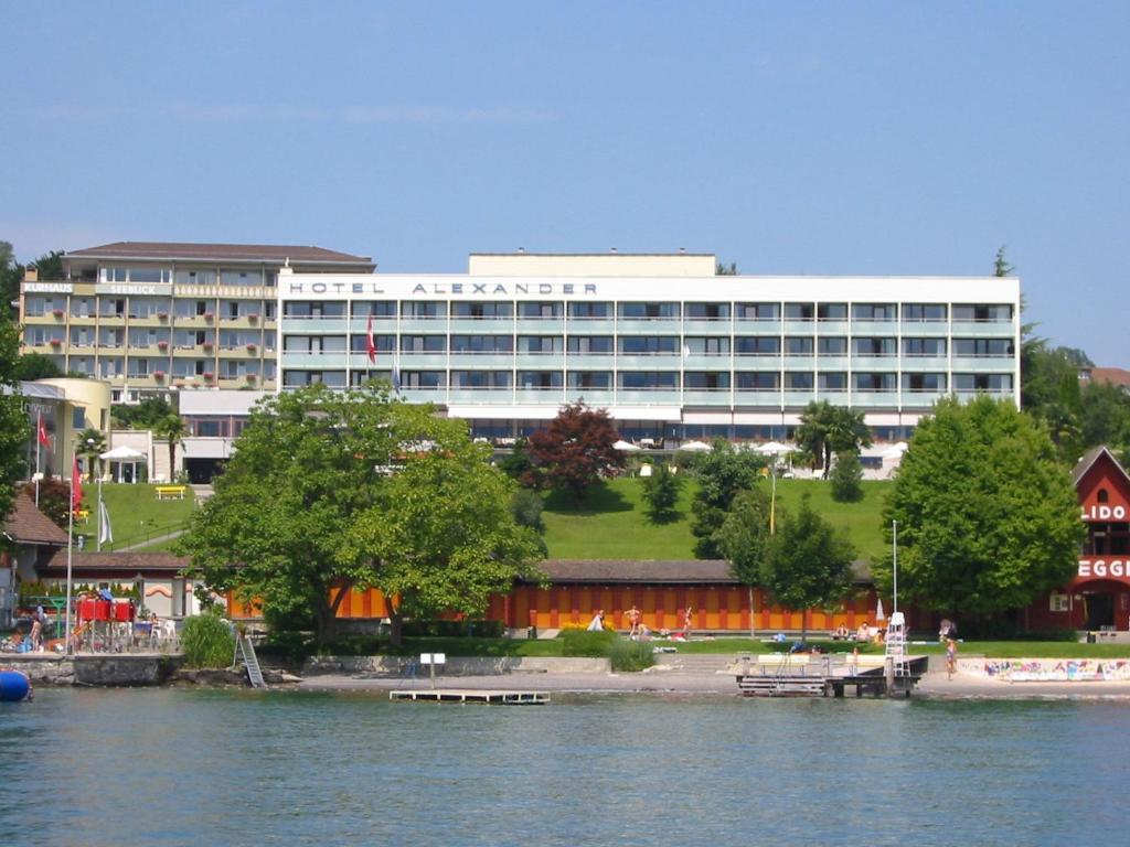 Hotel Alexander เวกกิส ภายนอก รูปภาพ